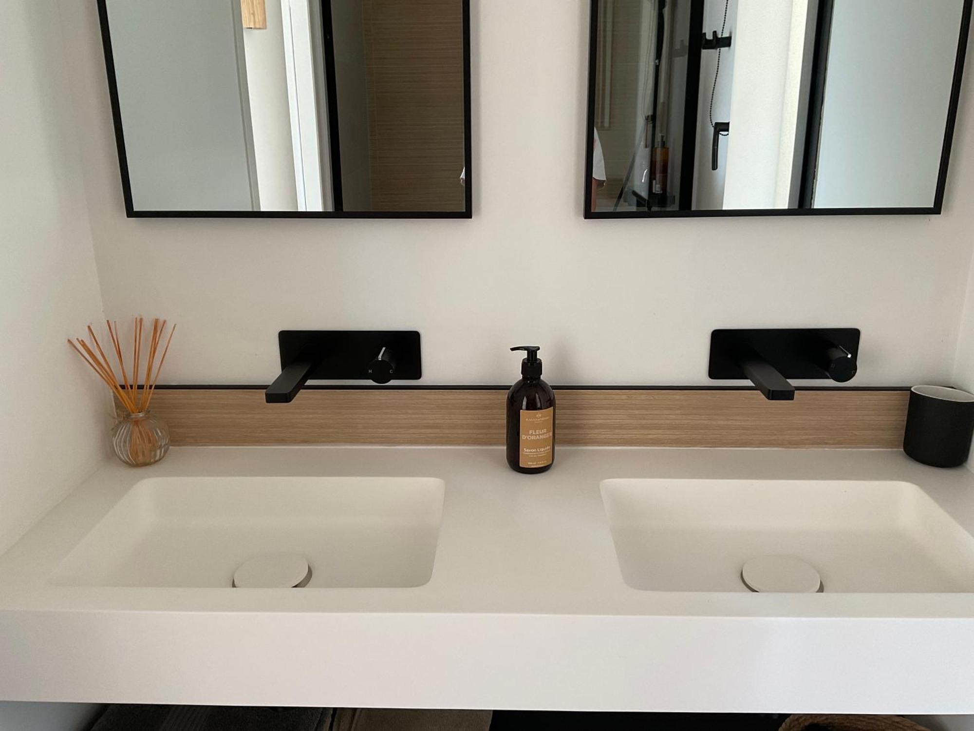 Autonome Acces Piscine Privatunterkunft *